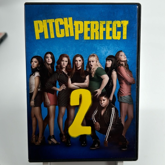 Pitch Perfect 2. Rebel Wilson, Anna Kendrick, Adam Devine - Picture 1 of 4